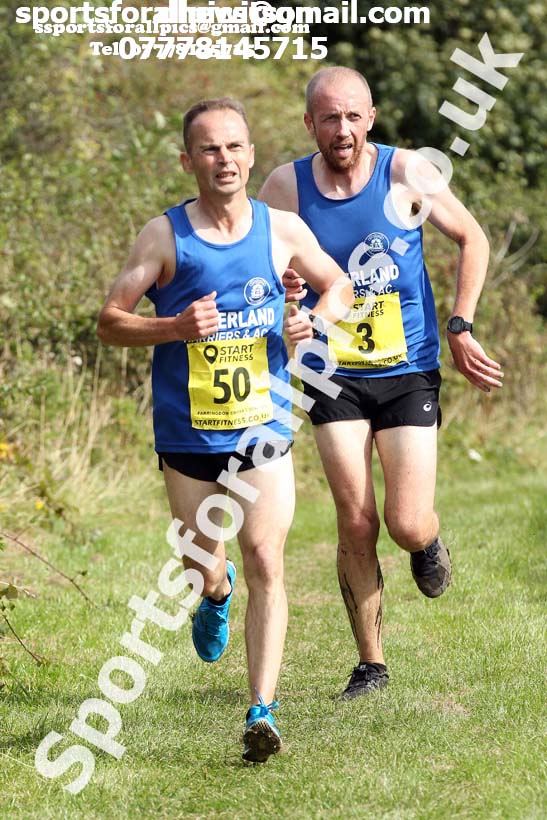Senior mens relay 2019 Sunderland Harriers Open Cross Country. Photo:  David T. Hewitson/Sports for All Pics